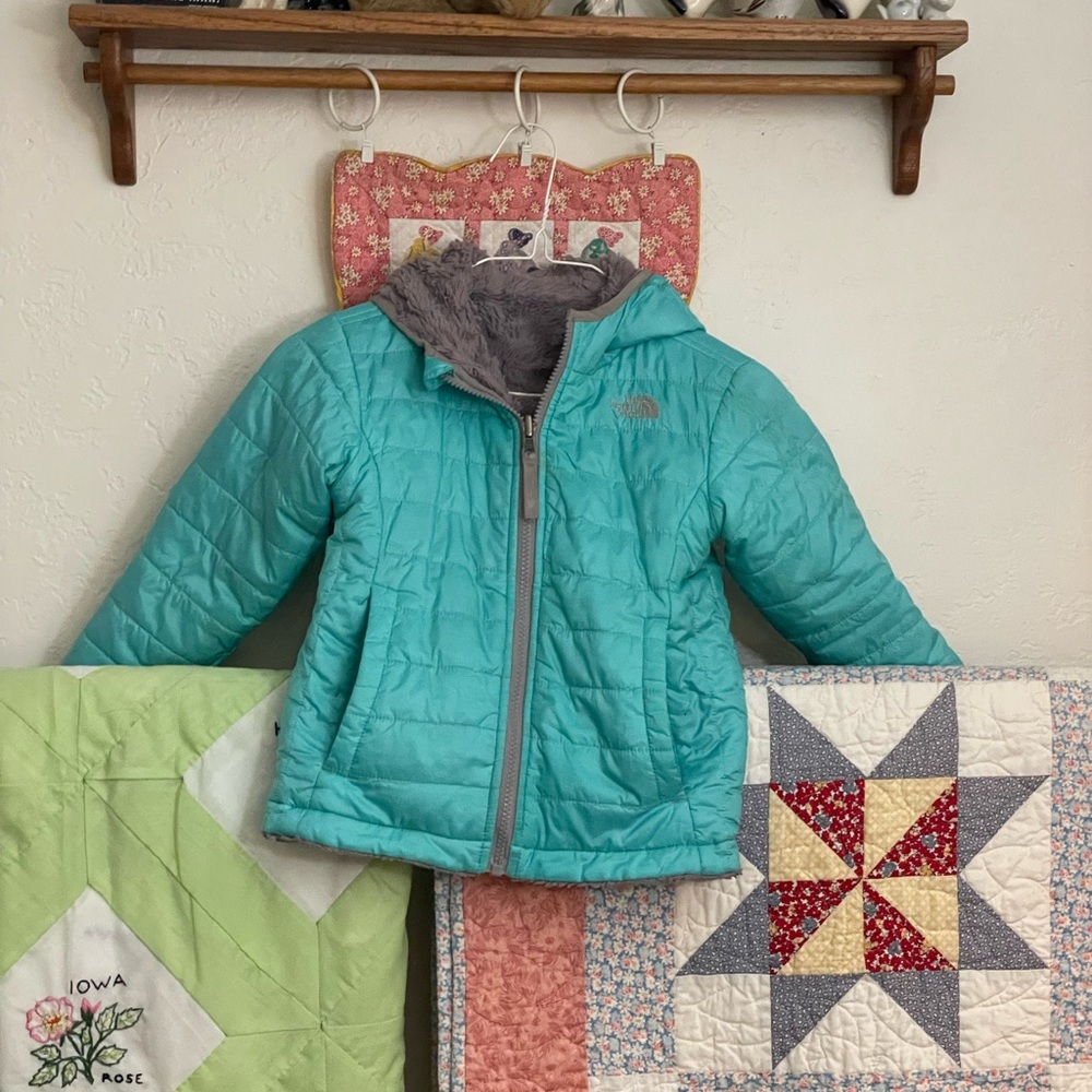 Reversible girls The North Face jacket
